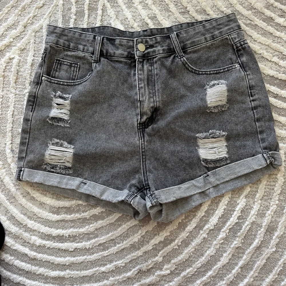 Gray distressed denim shorts